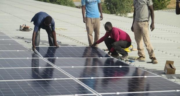 TOUT CE QUE VOUS DEVEZ SAVOIR SUR L'INSTALLATION DE PANNEAUX SOLAIRES